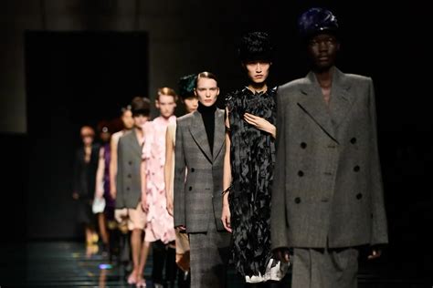 7 Best Milan Fashion Week Spring/Summer 2025 Trends .